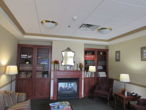 Oaks Apartment Sitting Area